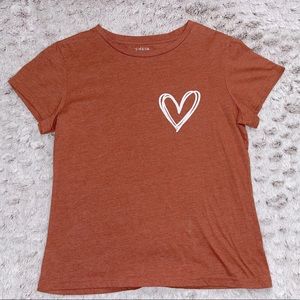 SHEIN - Terracotta T-Shirt with Heart (M)